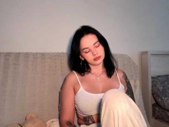 JerilynIwanski webcam bongacams model stream image