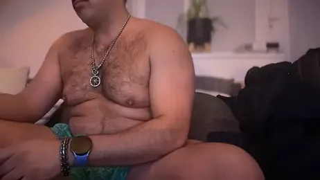 CloudyMuscleBeefy webcam model stream image