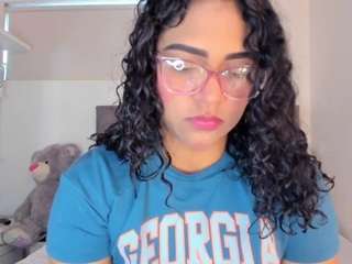 iriss-25 webcam camsoda model stream image