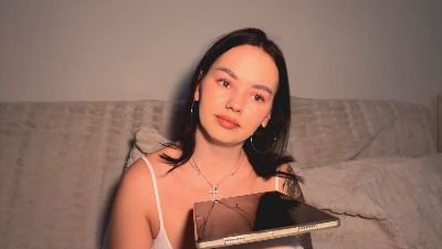 DionAltobell webcam model stream image