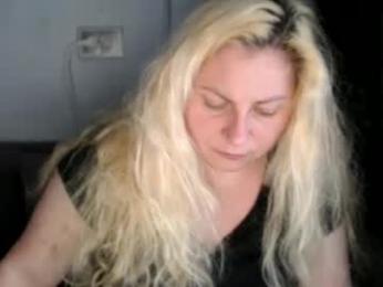 candycream74 webcam chaturbate model stream image