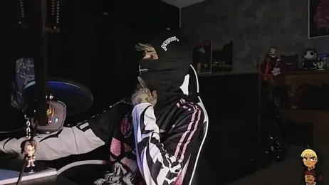 AcidMilo webcam model stream image