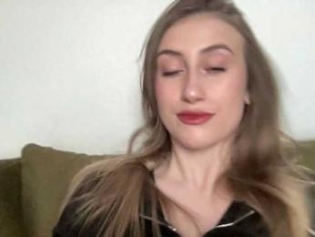 Walkiria19 webcam model stream image