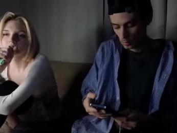 _cozyrose webcam model stream image