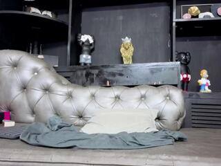 Deivid James webcam flirt4free model stream image