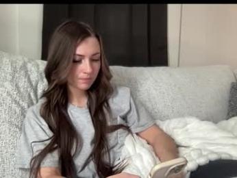 laylahlaylah1 webcam chaturbate model stream image