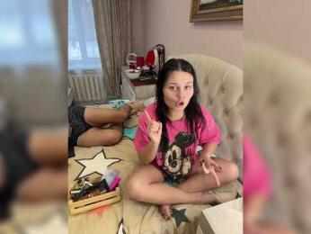 _Milashka_ webcam bongacams model stream image