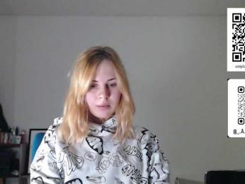 LisaloveX webcam model stream image