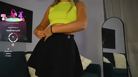 izzy_belle webcam stripchat model stream image