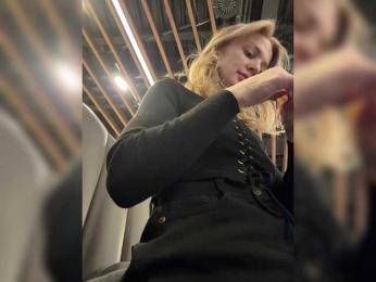 _SweetLady_ webcam model stream image