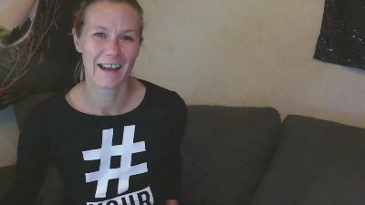 xcYola webcam cam4 model stream image