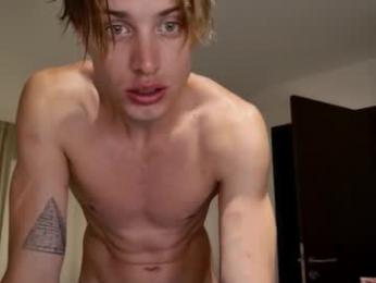 cryptongood webcam model stream image