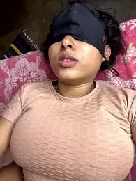 Priyajaanbaby webcam model stream image