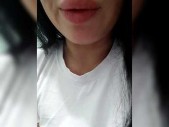 DiVona webcam model stream image