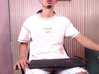 Eros Becker webcam model stream image