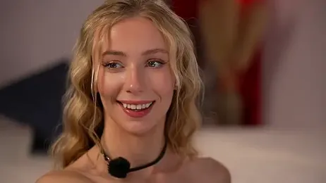 Vika54784 webcam stripchat model stream image