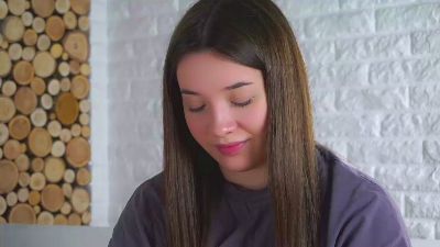 BridgetEast webcam model stream image