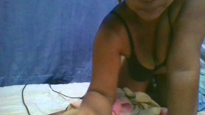 Aslie webcam model stream image