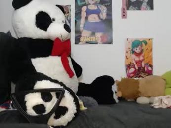 naomylux1 webcam model stream image