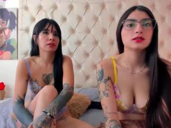 emilieandblake webcam model stream image