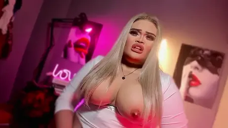 BelindaLove webcam model stream image