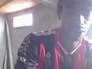 Tairon Tuck webcam model stream image