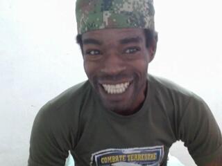 Tairon Tuck webcam model stream image