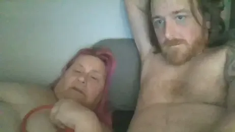 SpnzTnT webcam model stream image