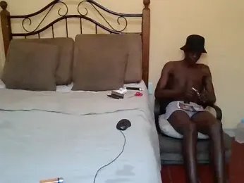 SmallGoodNut webcam model stream image