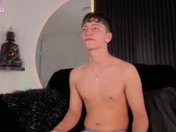 ken_boy_ webcam model stream image