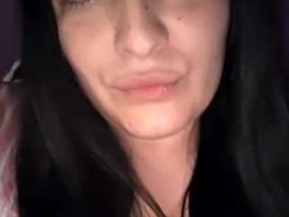 britneyquenn18 webcam model stream image