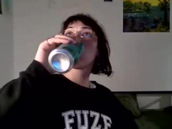 sweet_harvey webcam model stream image