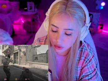 dikidii webcam bongacams model stream image