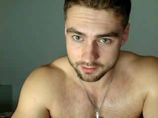 Roan Birkin webcam flirt4free model stream image