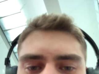 Roan Birkin webcam model stream image