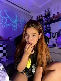 crystal_bunny7 webcam stripchat model stream image