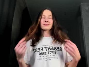 courtney_luv webcam model stream image