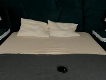 only_eric webcam model stream image