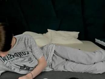 only_eric webcam model stream image