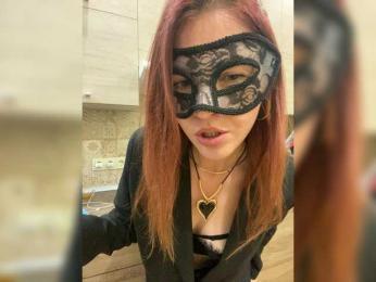 SheisArt webcam model stream image