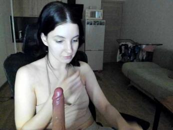 Winter_Moon webcam model stream image