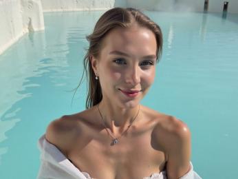 MinaWane webcam model stream image