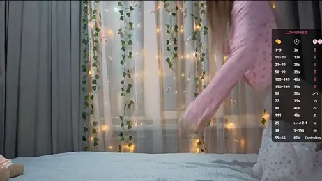 CarolinePepper webcam model stream image