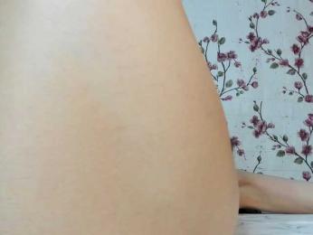 ReginaShine webcam model stream image