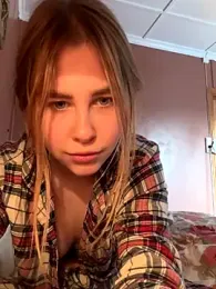 NextSelf webcam model stream image