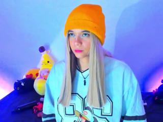 Scarlet Bridge webcam model stream image