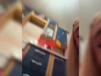 LittleDelora webcam model stream image