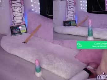 crimsonkitten webcam model stream image