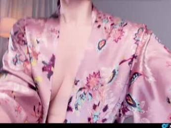 cinnabelle webcam model stream image