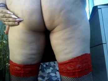 SilverAliana webcam model stream image